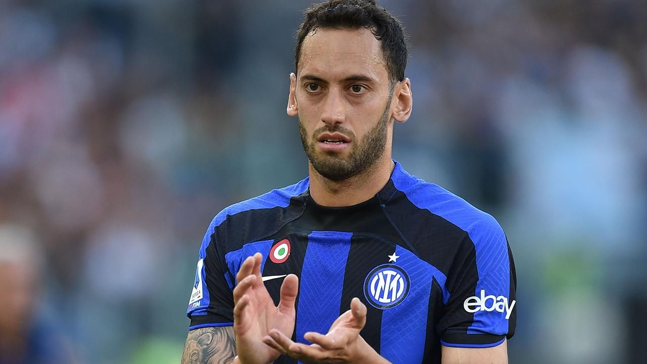 Hakan Çalhanoğlu'nun Galatasaray'a Transfer Olacağı O Tarih 1
