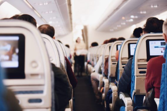 Uçakta alkol krizi! Sarhoş pilot ortalığı birbirine kattı, gözaltına alındı 1