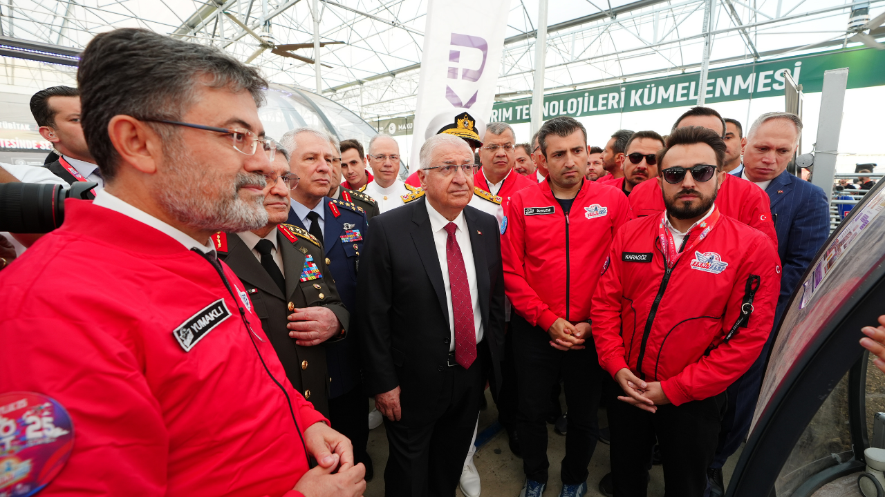 TEKNOFEST, Türkiye’nin yerli üretim gücünü gözler önüne sermeye devam ediyor! İstanbullular, alana akın etti! 1