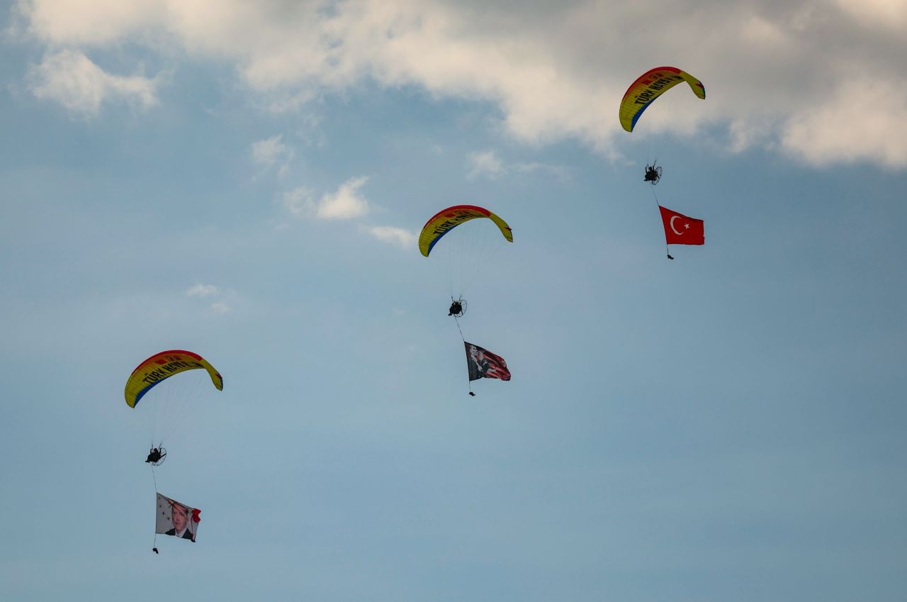 TEKNOFEST, Türkiye’nin yerli üretim gücünü gözler önüne sermeye devam ediyor! İstanbullular, alana akın etti! 13