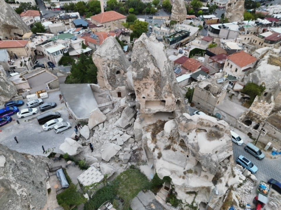 Kapadokya turizmi tehlikede: Peribacısı yıkıldı, diğer kısımlar risk altında 3