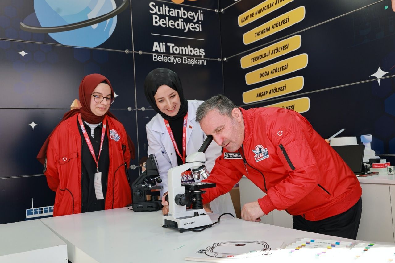 TEKNOFEST 2025’te Sultanbeyli Belediyesi rüzgarı! Stand büyük ilgi gördü, Alkaravlı takımı gururlandırdı 6