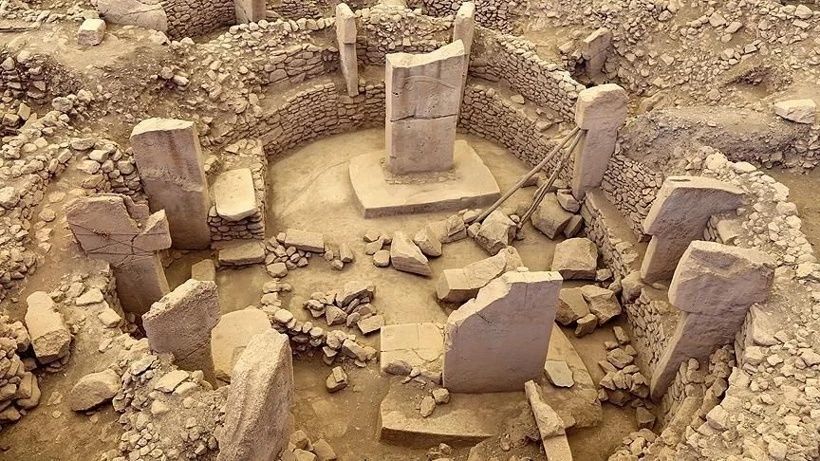 Göbeklitepe’deki gizemli keşfin sırrı ortaya çıktı! Sırtüstü insan heykeli ritüel için mi yerleştirildi? 5