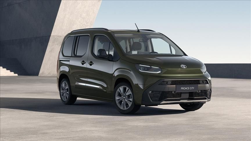 Japon devi Toyota’da 390.000 TL indirim; İsteyene 300.000 TL sıfır faizli kredi geliyor. 5