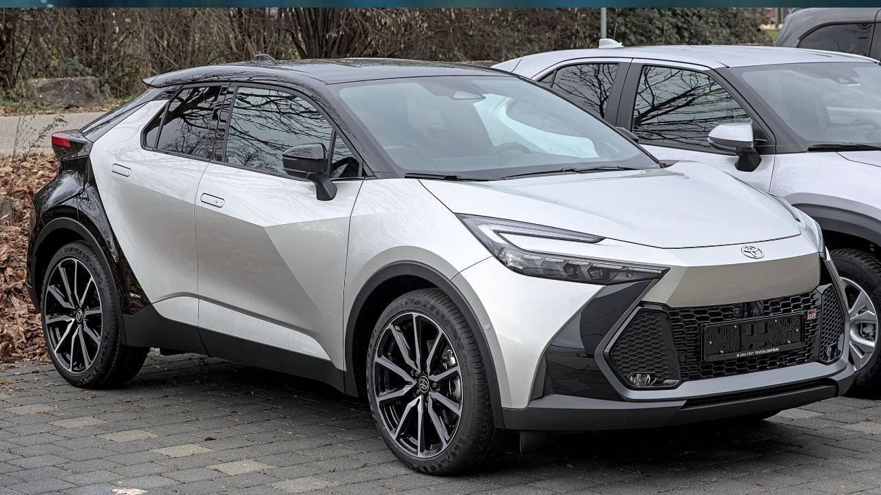 Japon devi Toyota’da 390.000 TL indirim; İsteyene 300.000 TL sıfır faizli kredi geliyor. 8