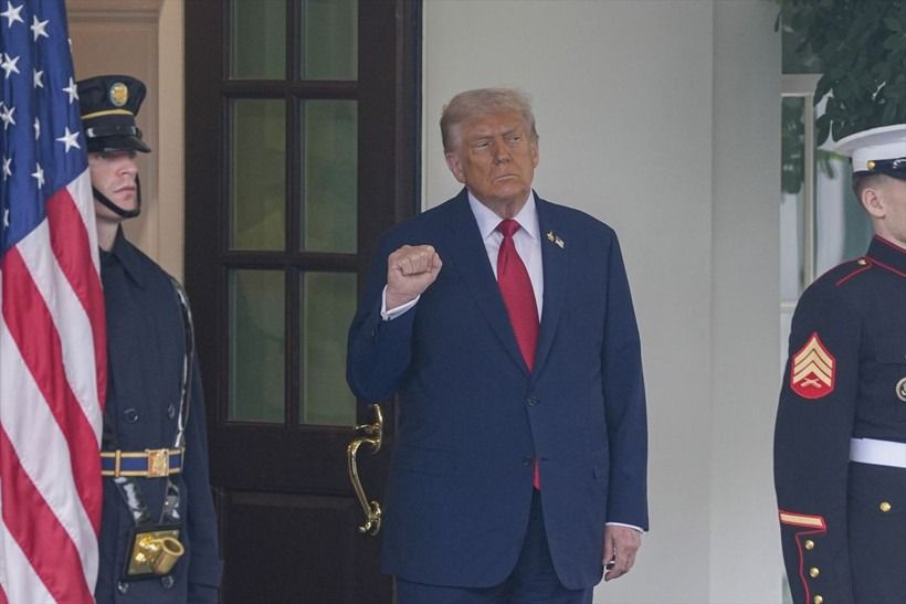 Trump Erdoğan zirvesinde sembolik şifreler neler? Dikkat çeken kravat ve rozet detayı! 10