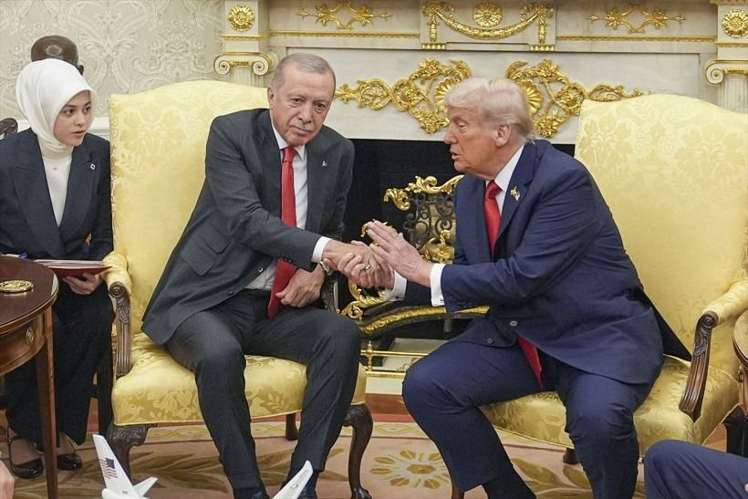 Trump Erdoğan zirvesinde sembolik şifreler neler? Dikkat çeken kravat ve rozet detayı! 6