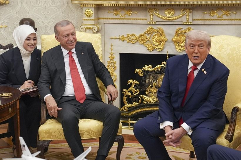 Trump Erdoğan zirvesinde sembolik şifreler neler? Dikkat çeken kravat ve rozet detayı! 1