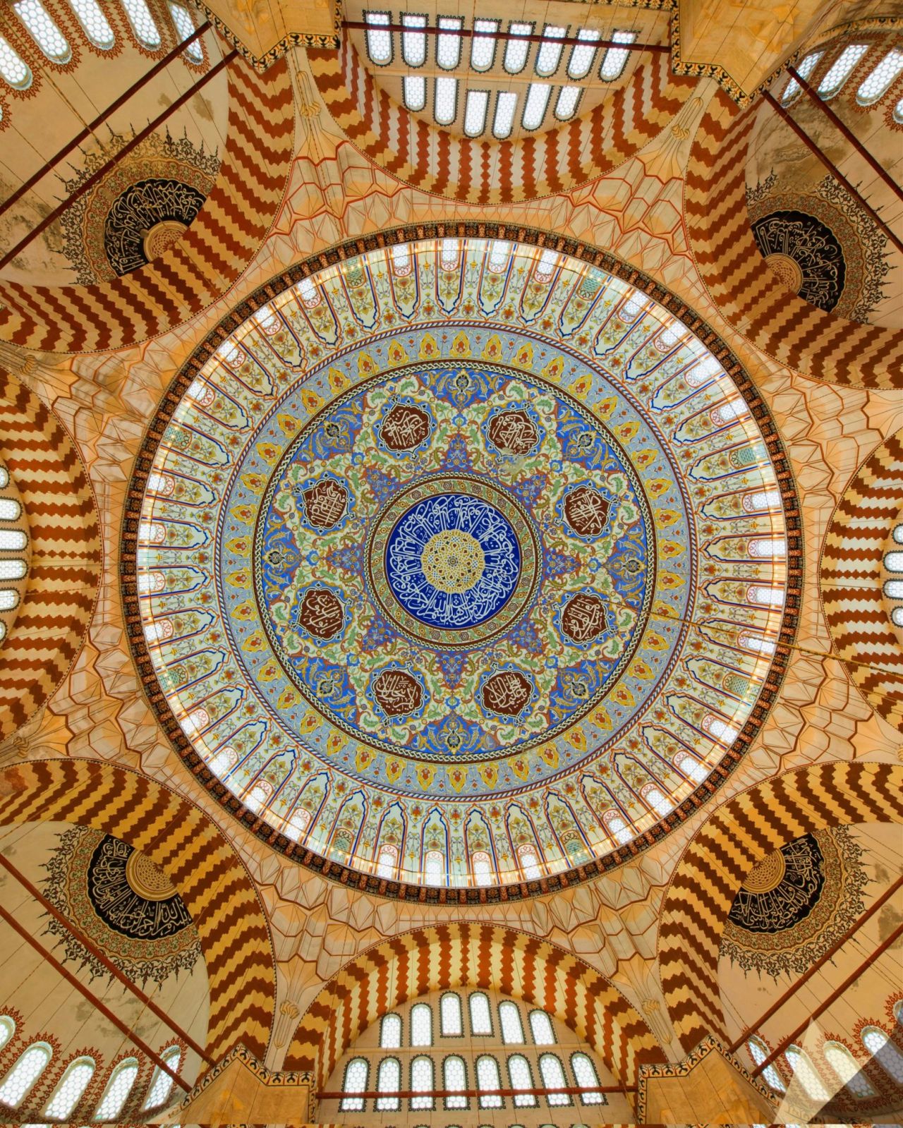 Mimar Sinan’ın eseri Selimiye Camii'nde neler oluyor? Büyük tartışma: 450 yıllık miras kazınıyor mu? Sanatçılar ve akademisyenler ikiye bölündü 3