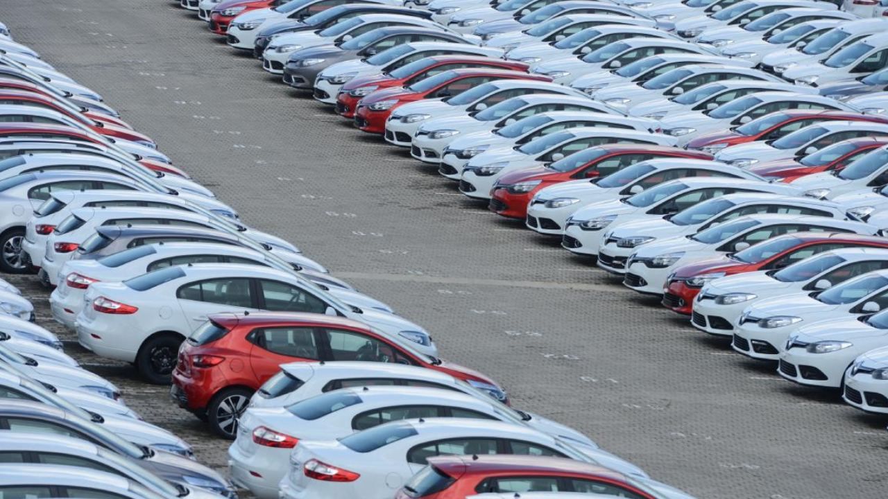 Piyasada bunlar yok sanmayın... İşte 500.000 TL'ye alınacak en mantıklı 5 otomobil 1