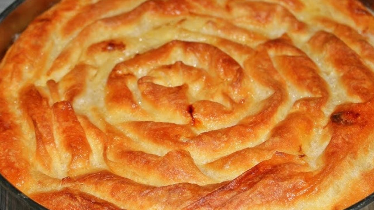 Kastamonu'dan gelen sır... Hamura 1 bardak eklenirse börek asla yumuşamıyor ve çıtır çıtır oluyor! 12