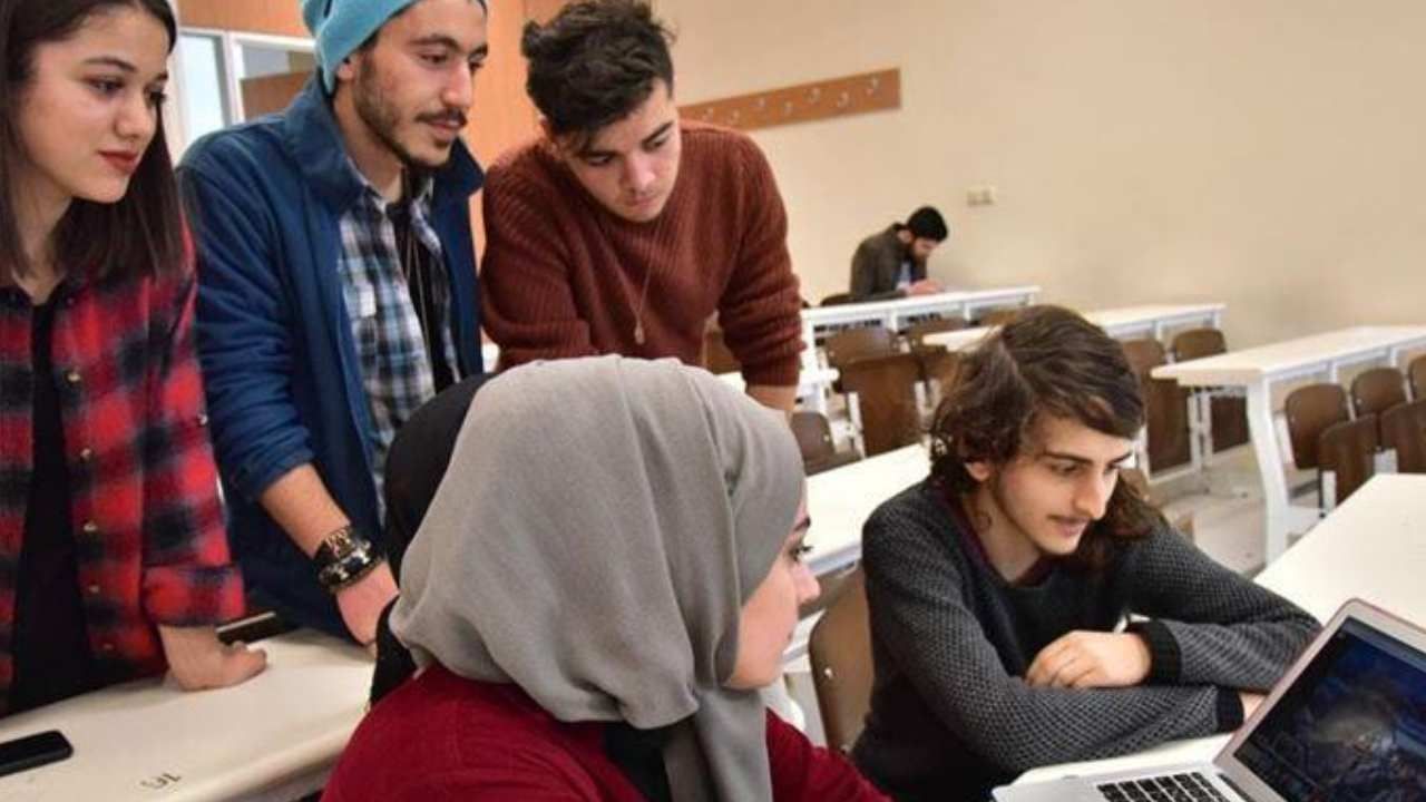 Türkiye'nin en iyi 80 üniversitesi açıklandı: İlk sırada ne ODTÜ var ne de Boğaziçi 81