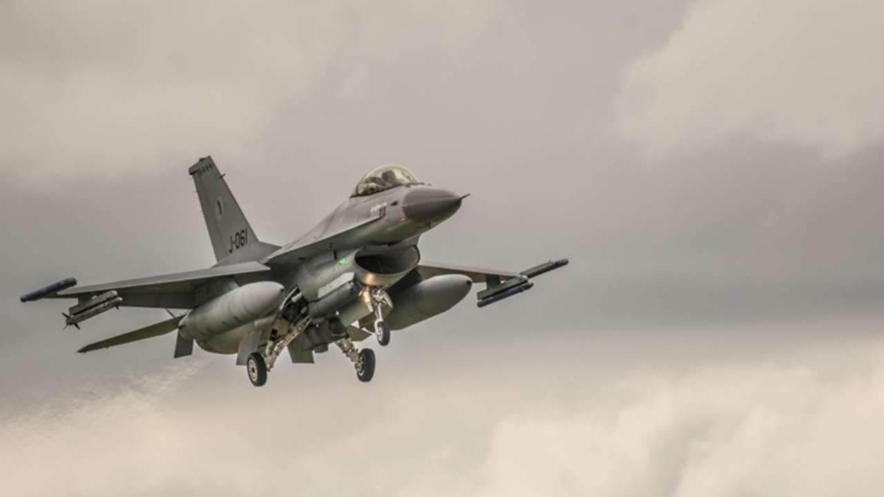 İşte envanterinde en çok F-16 bulunan ülkeler! Türkiye'nin bu sırada olacağını kimse tahmin etmiyordu 17