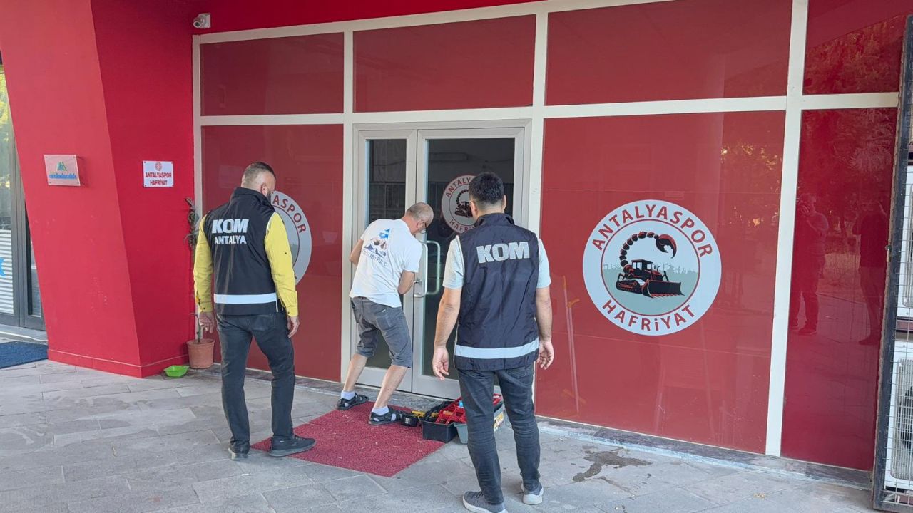 Antalya’da 6 dalga operasyonu! Hafriyat gelirleri üzerinden rüşvet iddiası: 16 gözaltı 4