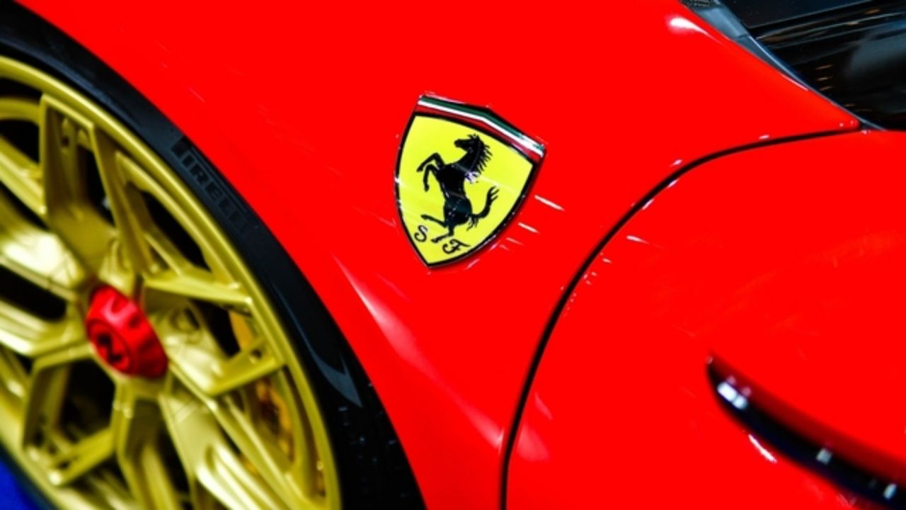 Maliye Ferrari avına başladı! “T” plaka oyunu ortaya çıktı! Yüzlerce lüks araç inceleniyor 2