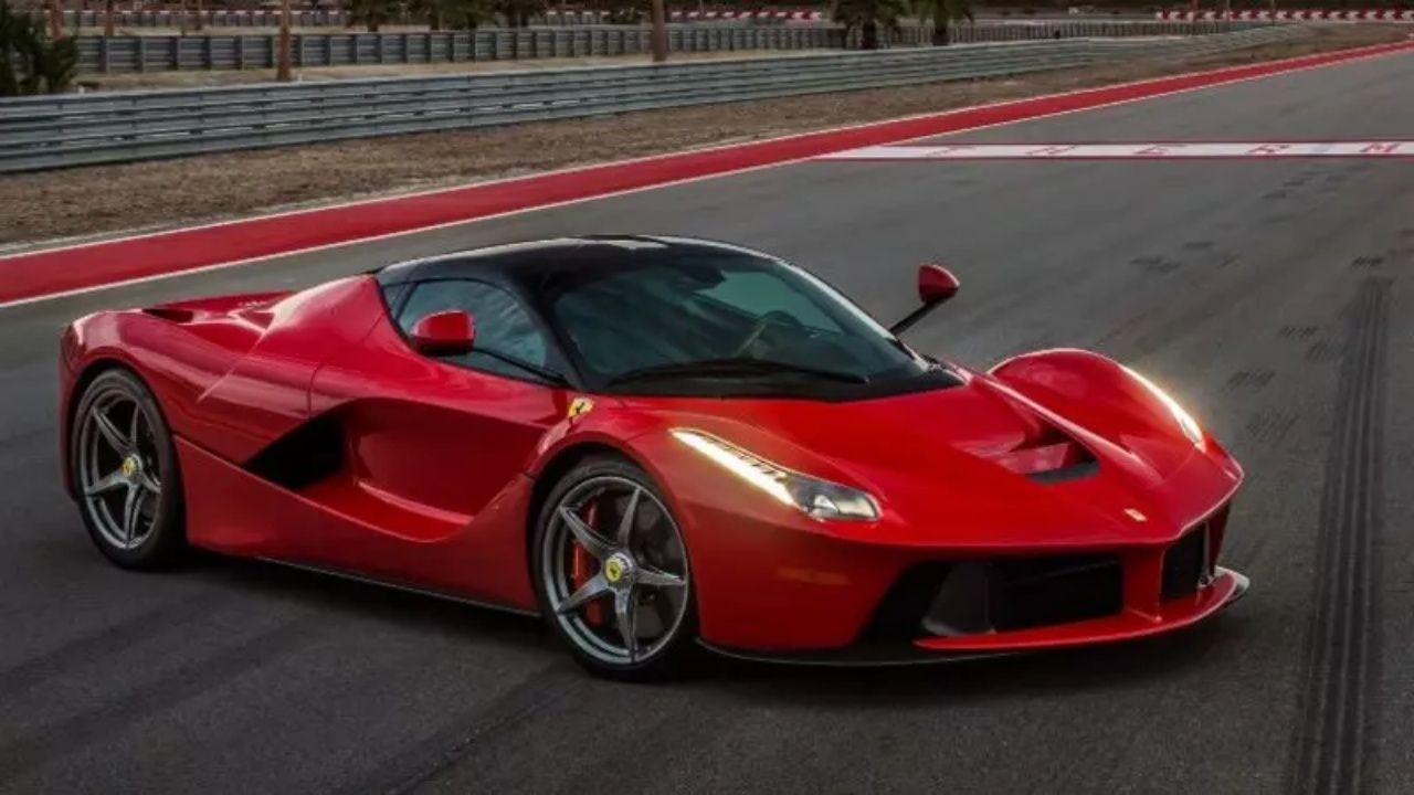 Maliye Ferrari avına başladı! “T” plaka oyunu ortaya çıktı! Yüzlerce lüks araç inceleniyor 6