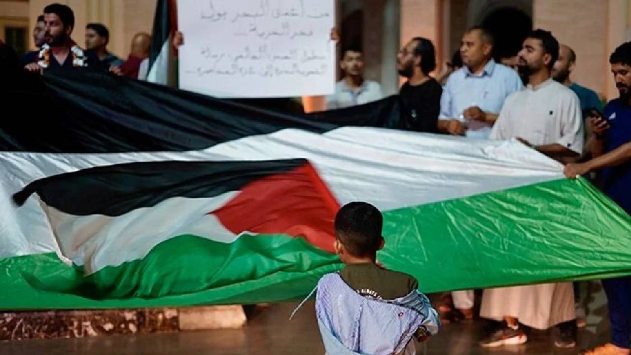 Berlin’den Bogota’ya... Dünya Sumud Filosu’na destek verdi: İsrail protesto edildi 5