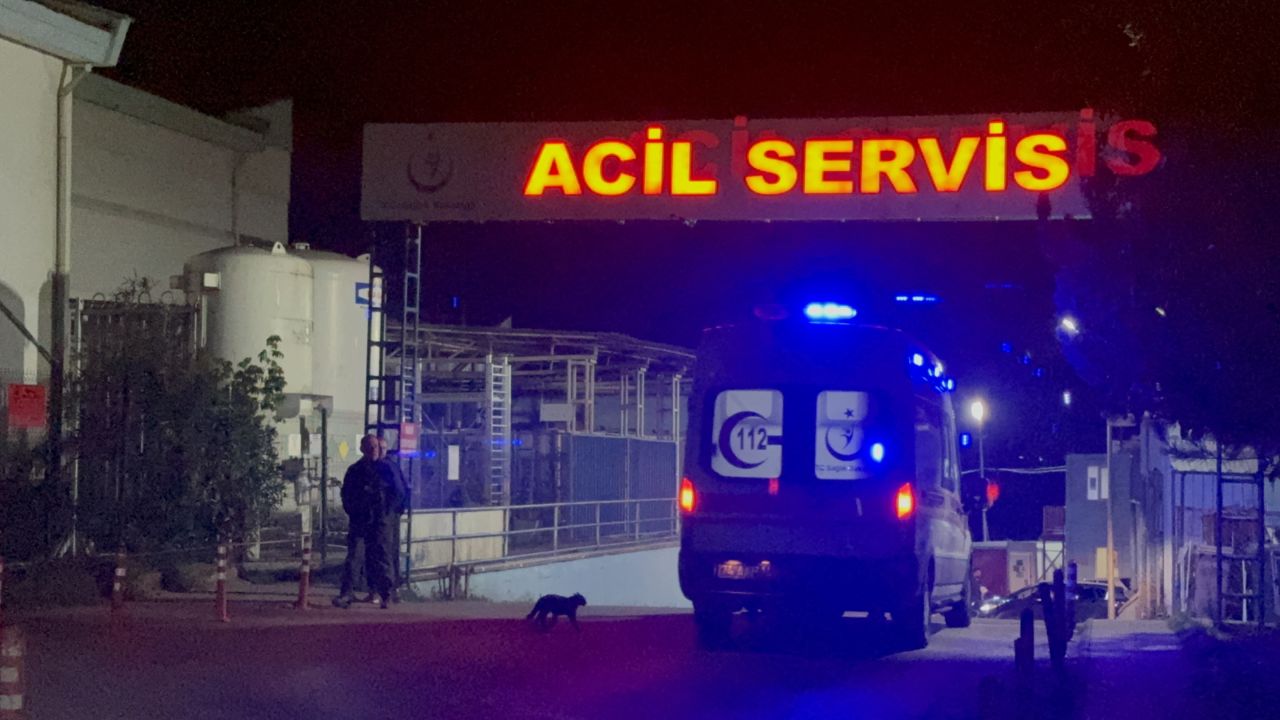 Vardiyada panik! Bartın’da kauçuk fabrikasında gaz sızıntısı: 32 işçi hastanelik oldu 1