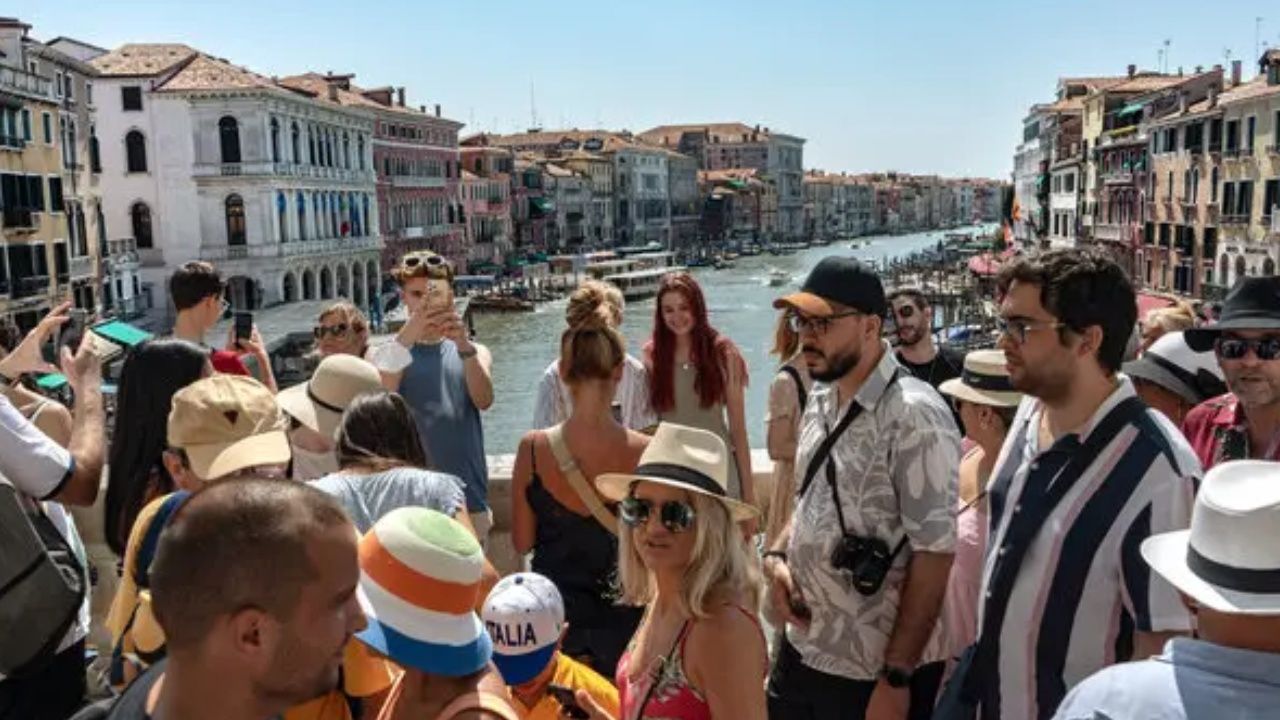 Mükemmel sanıyorduk. Ama turistler korkarak gidiyormuş; Turistlerin en çok soyulduğu 8 şehir 1
