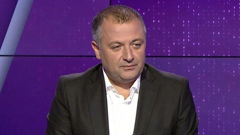 Mehmet Demirkol'dan Sergen Yalçın'a Tarihi Eleştiri! "Yorumcu Sergen Olsaydı, Hoca Sergen'i Paramparça Ederdi!" 4