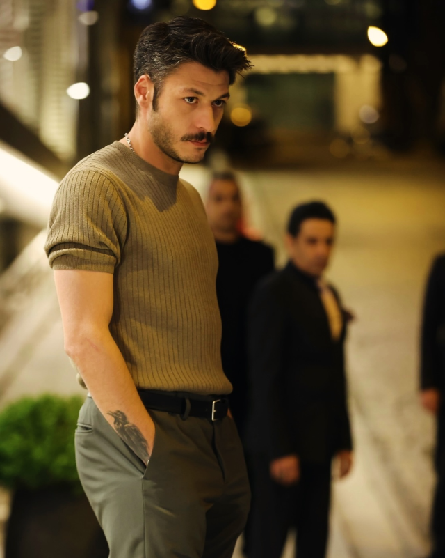 İstanbul'da ünlü isimlere uyuşturucu soruşturması! Gözaltına alındılar: Dilan Polat, Hadise, Simge Sağın, İrem Derici, Feyza Altun... 10