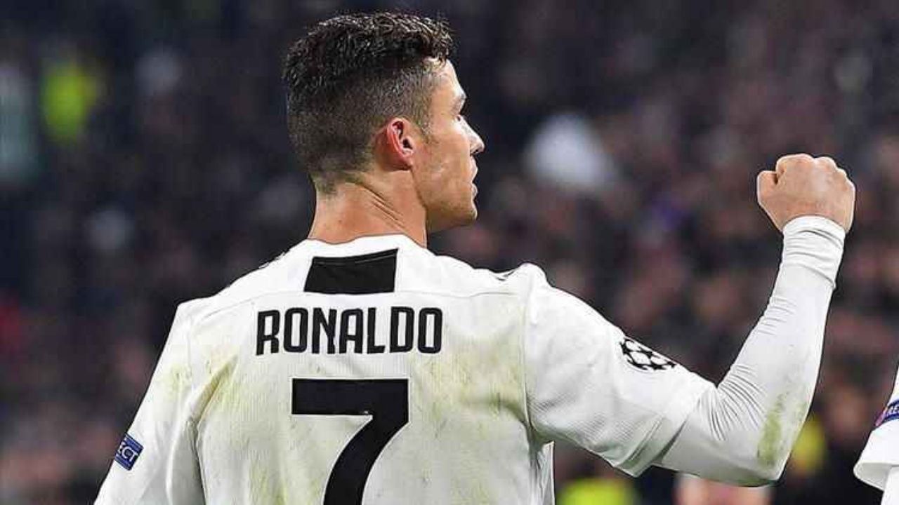 Tarihte bir ilk! Dünyanın ilk milyarder futbolcusu Cristiano Ronaldo tarihe geçti 4