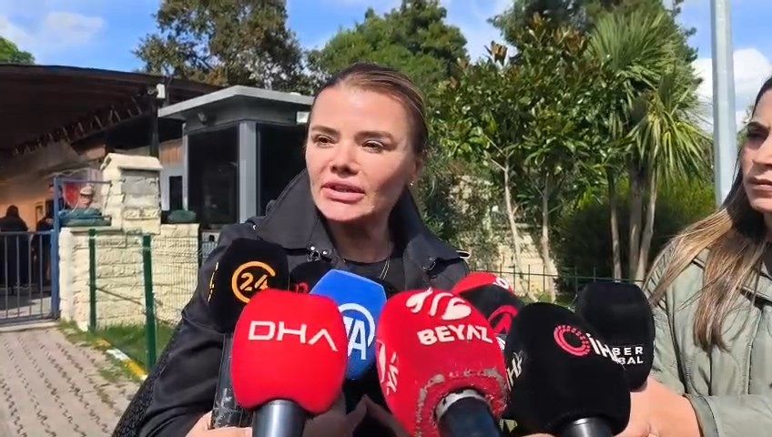 Uyuşturucu soruşturması! İşlemleri tamamlanan ünlüler Adli Tıp Kurumu'ndan ayrıldı 4