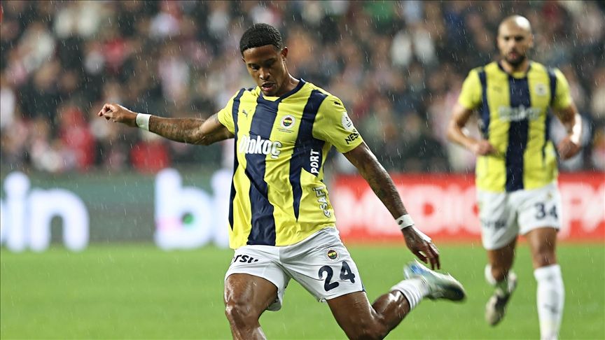Süper Lig’de 15 futbolcunun değeri parmak ısırtıyor; Değerleri 350 milyon doları aşıyor. 6