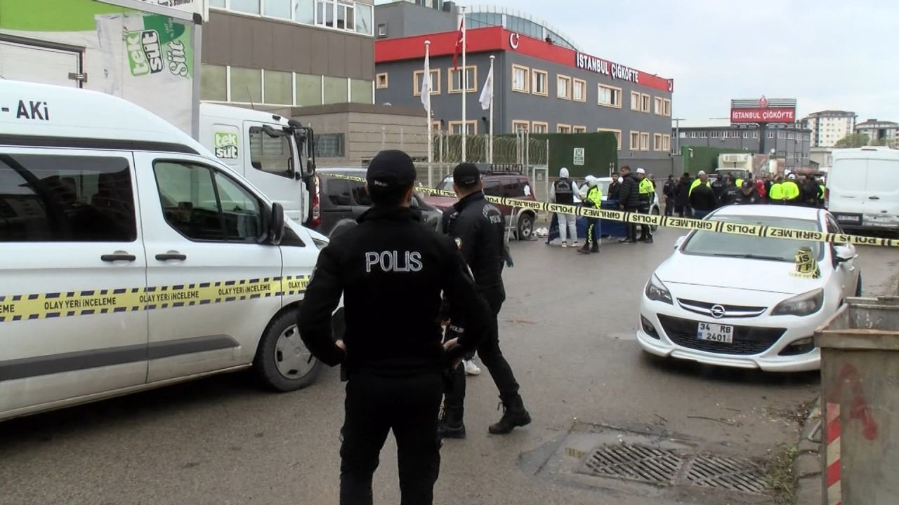 Dehşet anı Sancaktepe’de! 16 yaşındaki genç, abisinin aracını habersiz alıp 5 yaşındaki çocuğun ölümüne neden oldu 1