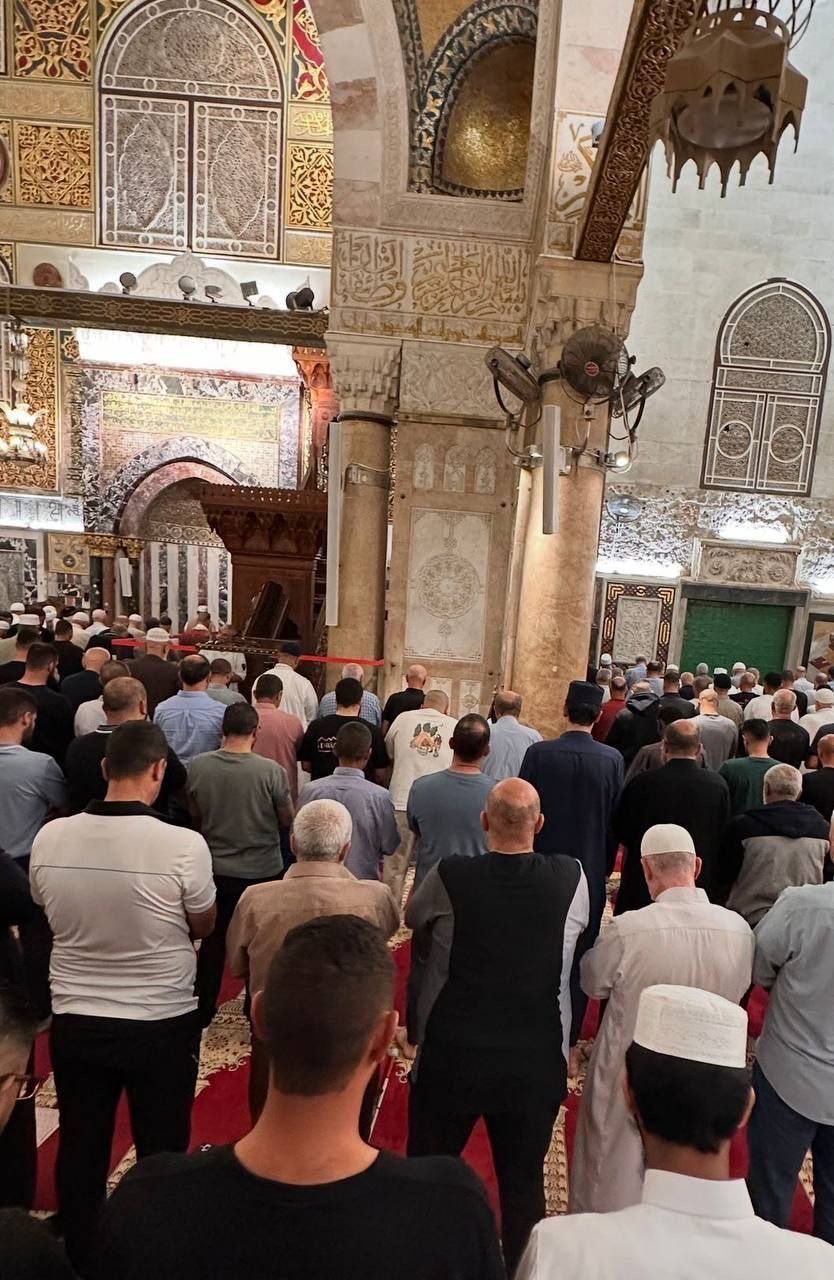 Gazze’nin zaferi Mescid-i Aksa’da yankılandı! Filistinliler sabah namazında gözyaşlarıyla saf tuttu... 4