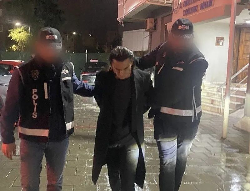 3 eğlence mekanına çökmüş! Cehennem Necati’nin yeni çetesi ifşa oldu! Polis 2 yıldır adım adım izliyordu 4