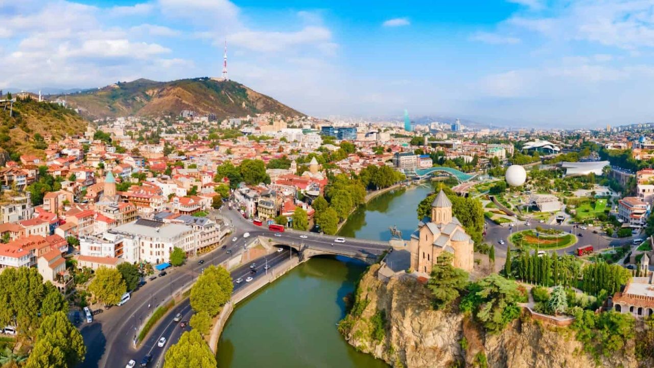 Türkiye’den akın akın gidenlerin tercih ettiği 5 ülke. Yaşam ucuz vize de istemiyor! 2
