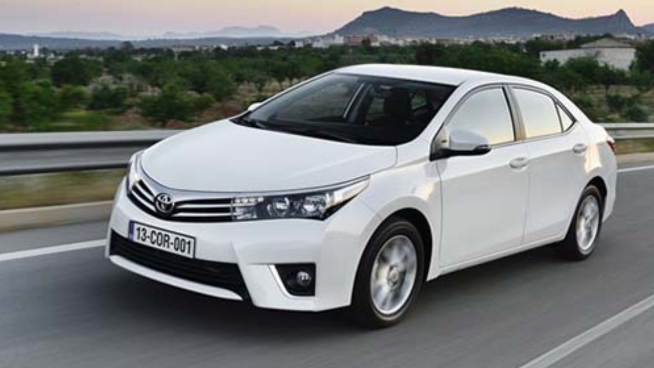 Sanayinin kapısından geçmeyen 5 otomobil. Motoruna asla anahtar değmiyor 7