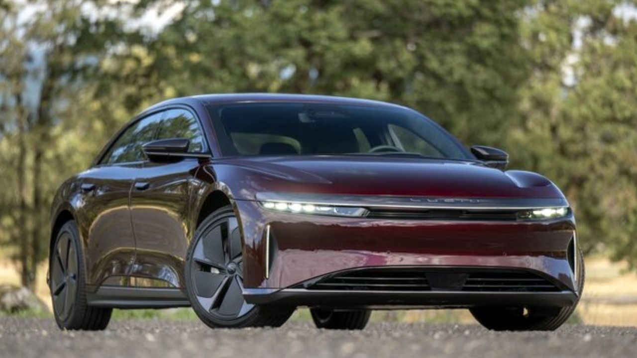 En uzun menzile sahip 10 elektrikli otomobil! Liste başı ne BYD ne de Tesla oldu 5