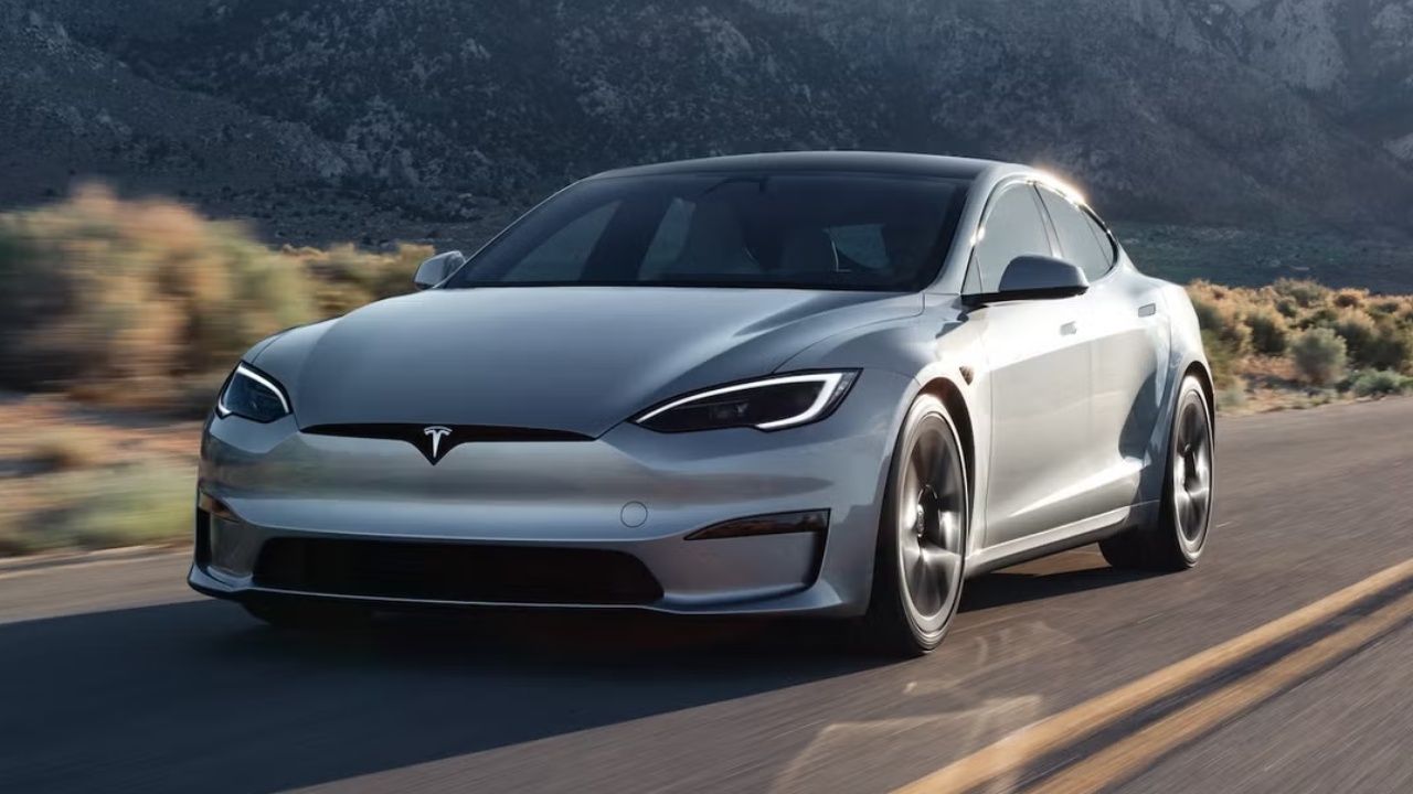En uzun menzile sahip 10 elektrikli otomobil! Liste başı ne BYD ne de Tesla oldu 13