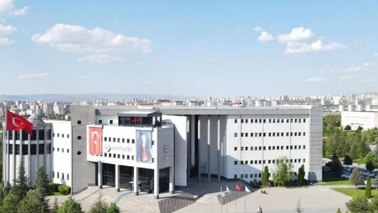 Türkiye’nin en iyi 30 hukuk fakültesi. Zirvede ne Koç ne de Boğaziçi Üniversitesi var 10