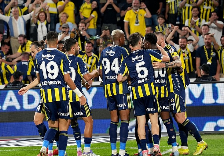 Fenerbahçe'de Ocak'ta 6 Yıldız Geliyor! Sadettin Saran Gözünü Kararttı 4