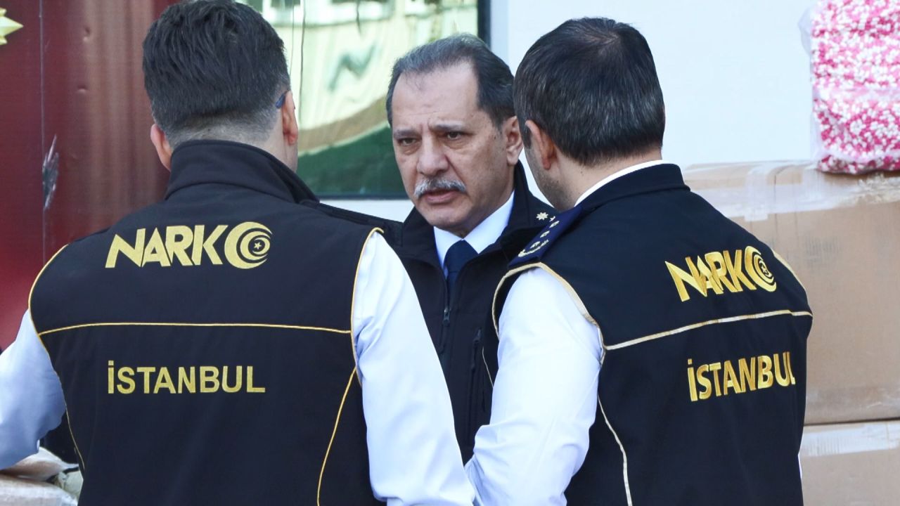 Türk polisinden zehir tacirlerine nefes kesen operasyon: 443 kilo uyuşturucu yakalandı! 4