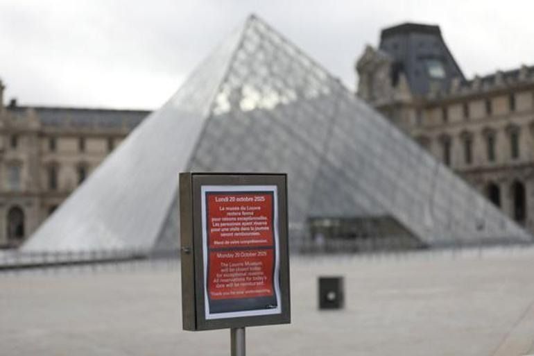 Film gibi soygun! Louvre Müzesi’nden çalınan mücevherlerin maddi zararı belli oldu 3