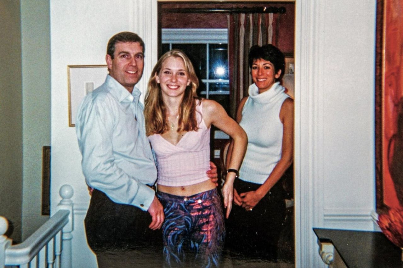 Virginia Giuffre'nin anı defteri ortaya çıktı! Her satırı dehşete düşürüyor! Eski İsrail Başbakanı Ehud Barak bilincini kaybedene kadar boğup tecavüz etti 1