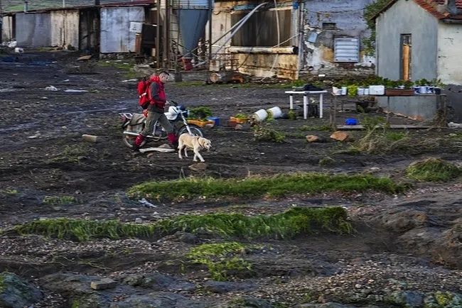 Foça’da sel felaketi! Metrekareye 155 kilo yağmur düştü, deniz taşkınla birleşti: 70 yaşındaki Bülent Kaptanoğlu aranıyor! Arabası bulundu... 7