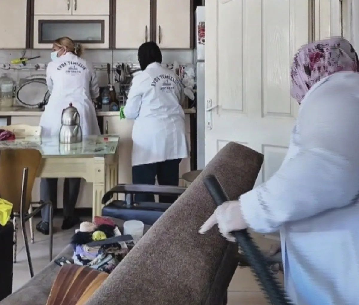 3 yıldır banyo yapmayan, evden çıkmayan Barış Özbay'ın hastalığı belli oldu: Anksiyete ve depresyon! 2