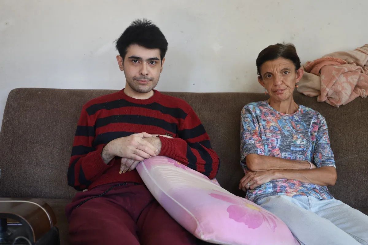 3 yıldır banyo yapmayan, evden çıkmayan Barış Özbay'ın hastalığı belli oldu: Anksiyete ve depresyon! 6