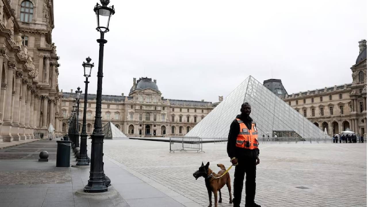 Dünya bu soygunu konuşmuştu! Louvre Müzesi hırsızları yakalandı: Havalimanında  yakayı ele verdiler 1