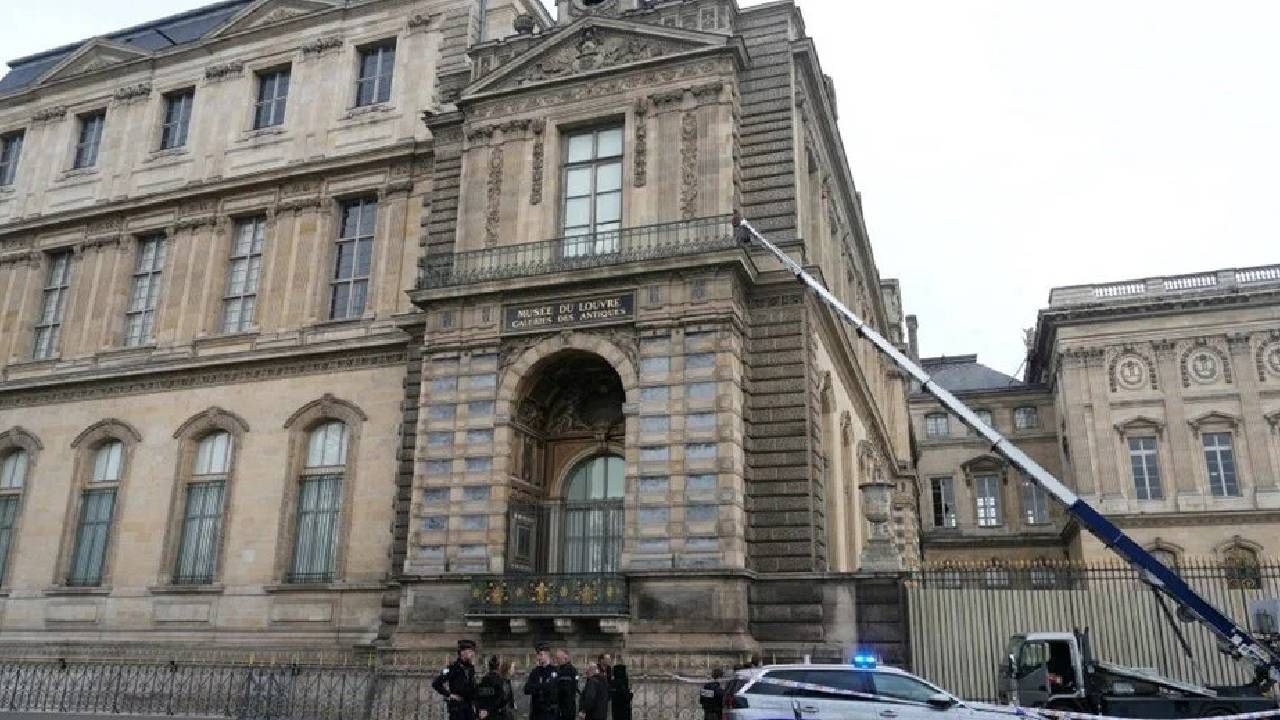 Dünya bu soygunu konuşmuştu! Louvre Müzesi hırsızları yakalandı: Havalimanında  yakayı ele verdiler 6