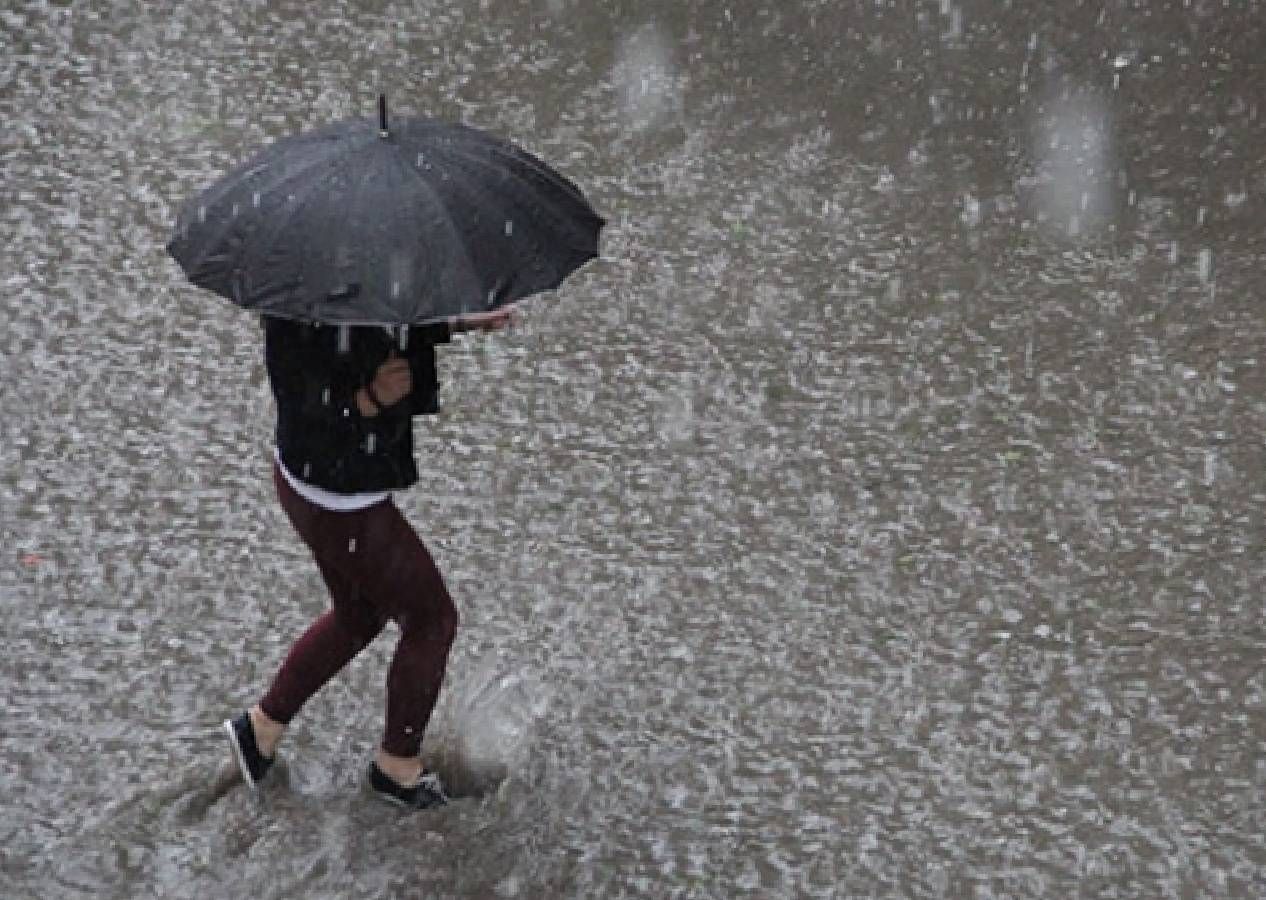İstanbul’da kırmızı alarm! Fırtına ve ani sel kapıda! Sıcaklık 7 derece birden düşecek 3