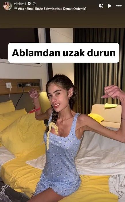 4 ay önce vefat eden Nihal Candan için ailesi mevlit okuttu! ''Sen bana Yasin okutacaktın kuzum. Beni cehennemin en dibine attın da gittin'' 10
