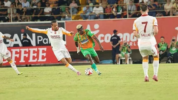 Gündeme bomba gibi düştü: İşte Zorbay Küçük'ün bu sezon Süper Lig dahil olmak üzere yönettiği maçlar... 10