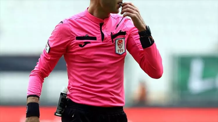 Gündeme bomba gibi düştü: İşte Zorbay Küçük'ün bu sezon Süper Lig dahil olmak üzere yönettiği maçlar... 1
