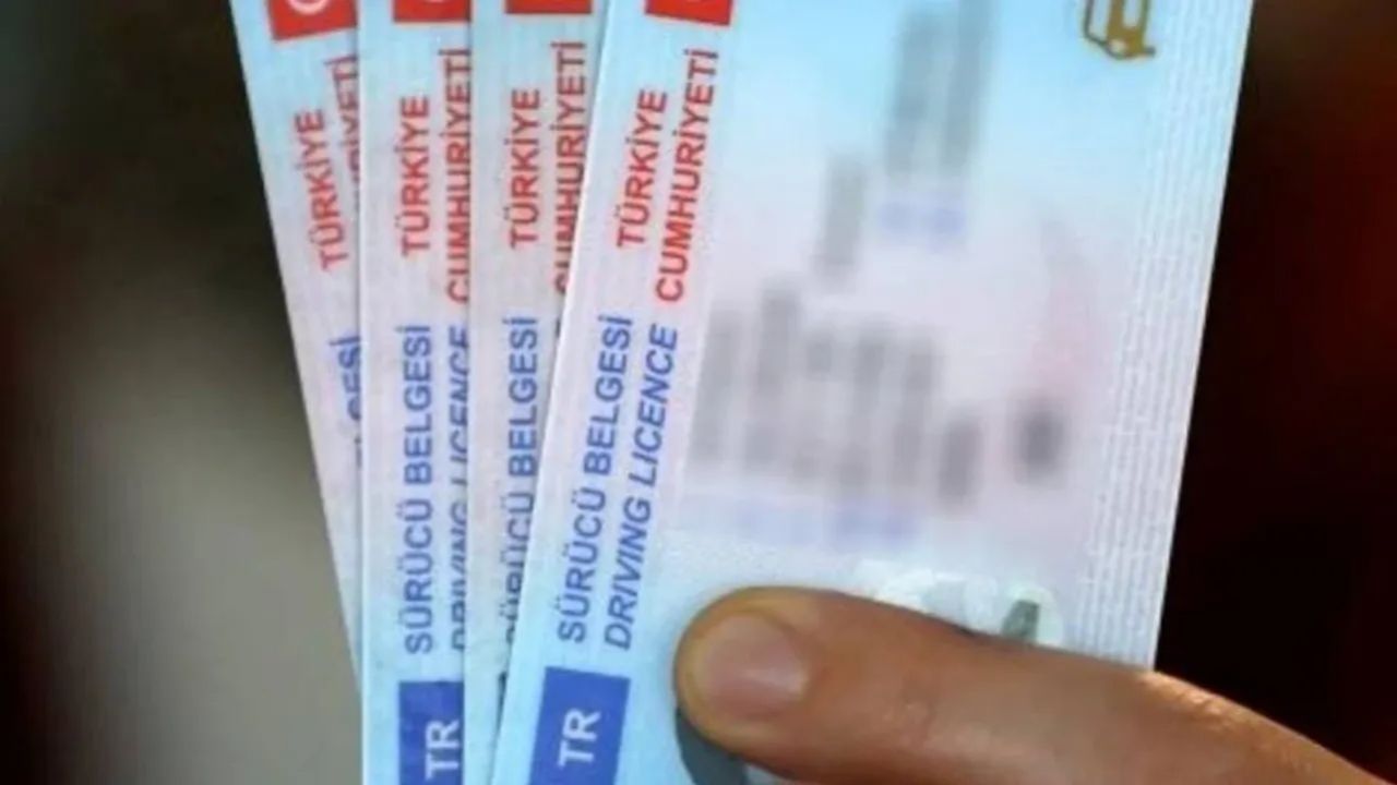 Eski tip ehliyet için son viraj! Yenilemeyenleri ehliyeti geçersiz sayılacak 5